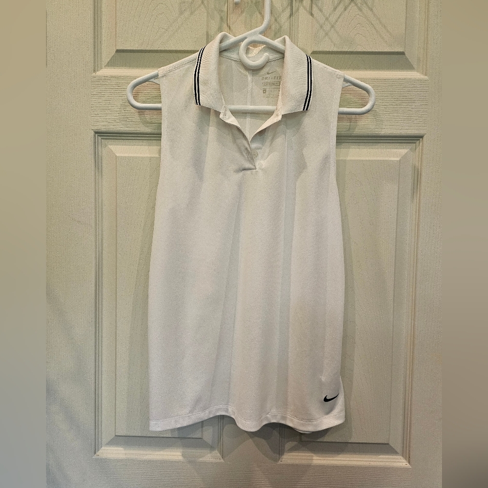 Nike Women's White Sleeveless Tank Top - Picture 2 of 8